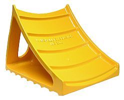 MEC WHEEL CHOCK FOR BOBTAIL AND SERVICE TRUCK