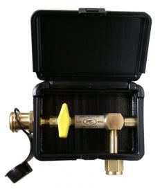 ME951BLK GAS BOX™ CONVENIENCE OUTLET IN BLACK WITH SINGLE OUTLET