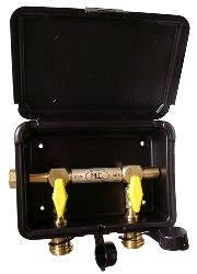 ME952BLK GAS BOX™ CONVENIENCE OUTLET IN BLACK WITH DUAL OUTLET