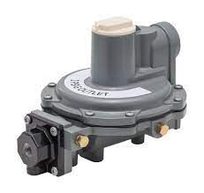 REGULATOR INTEGRAL TWO PSIG 1/4" X 1/2" FNPT
